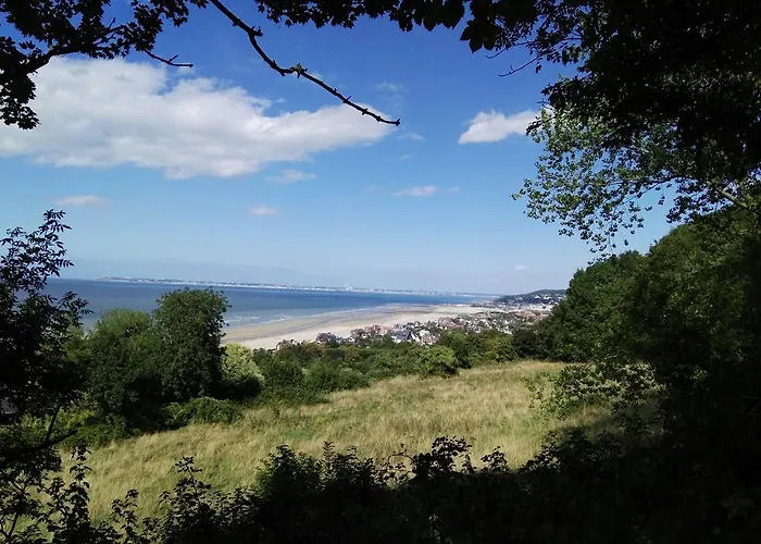 Apartment Plage Et Centre A 15 Minutes A Pied - Stationnement Gratuit Et Facile