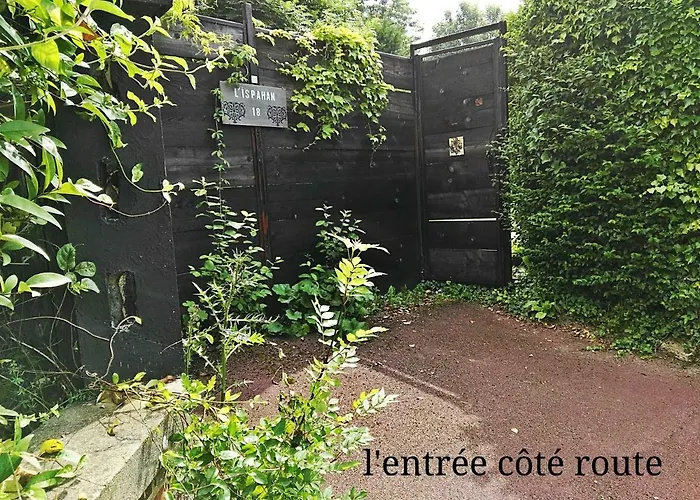 Et Centre à 15 Minutes à Pied - Stationnement Gratuit Et Facile *